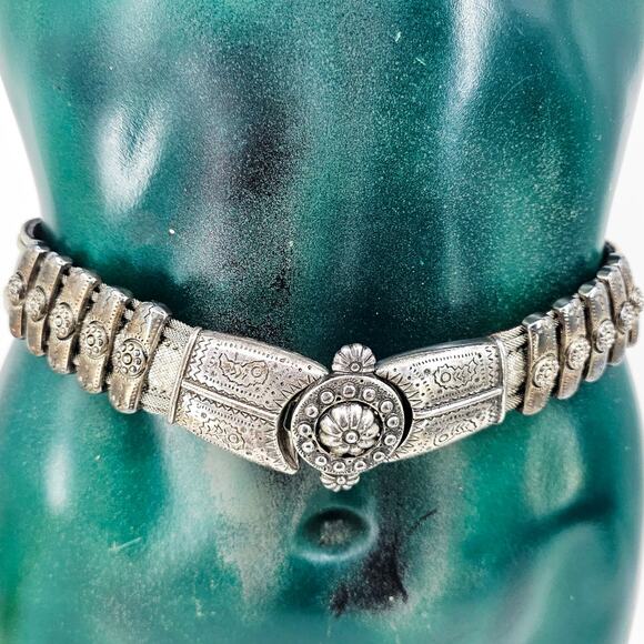 Streets Ahead Silver Tone Link Statement Waist Belt Women's S-M Western Boho - Picture 1 of 7